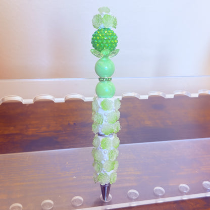 Enchanted Green Rose Beaded Pen – Bloom With Every Word